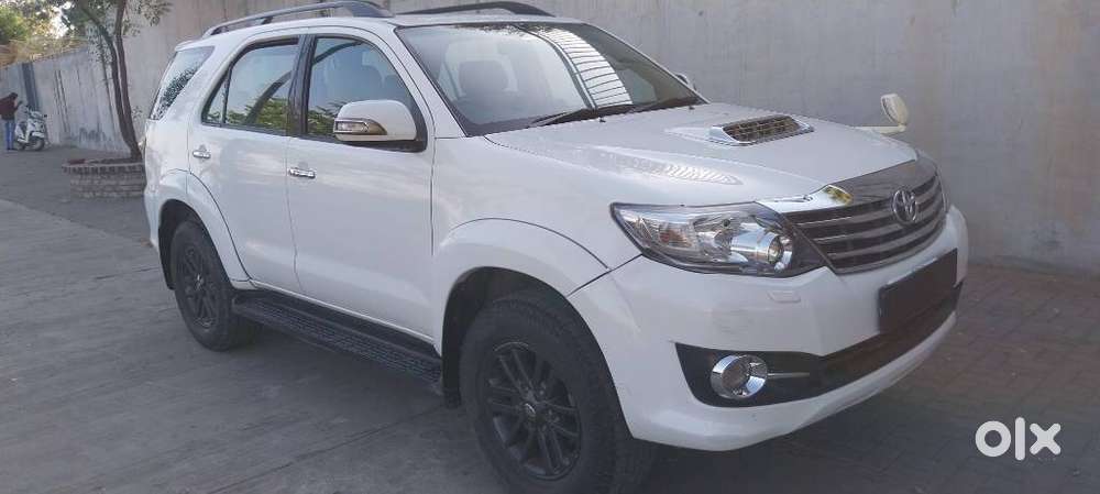 Toyota Fortuner 3.0 4x2 Automatic, 2015, Diesel