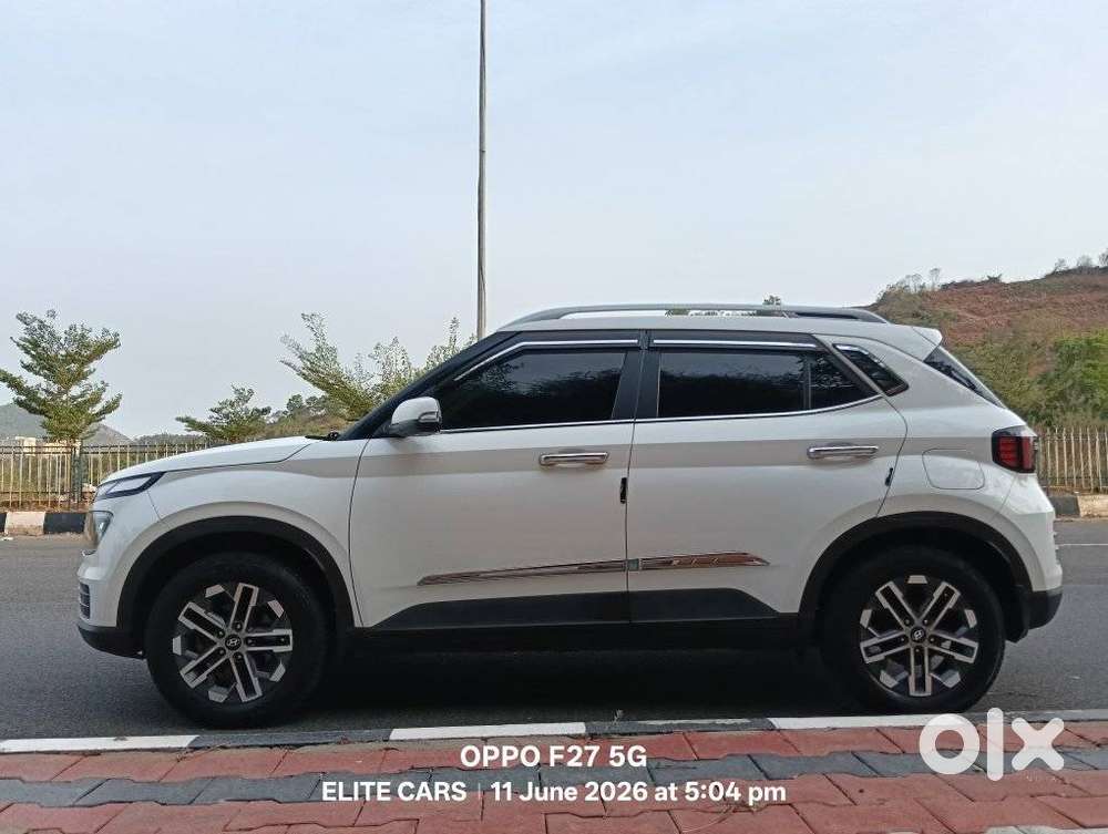 Hyundai Venue Sx Mt, 2023, Diesel