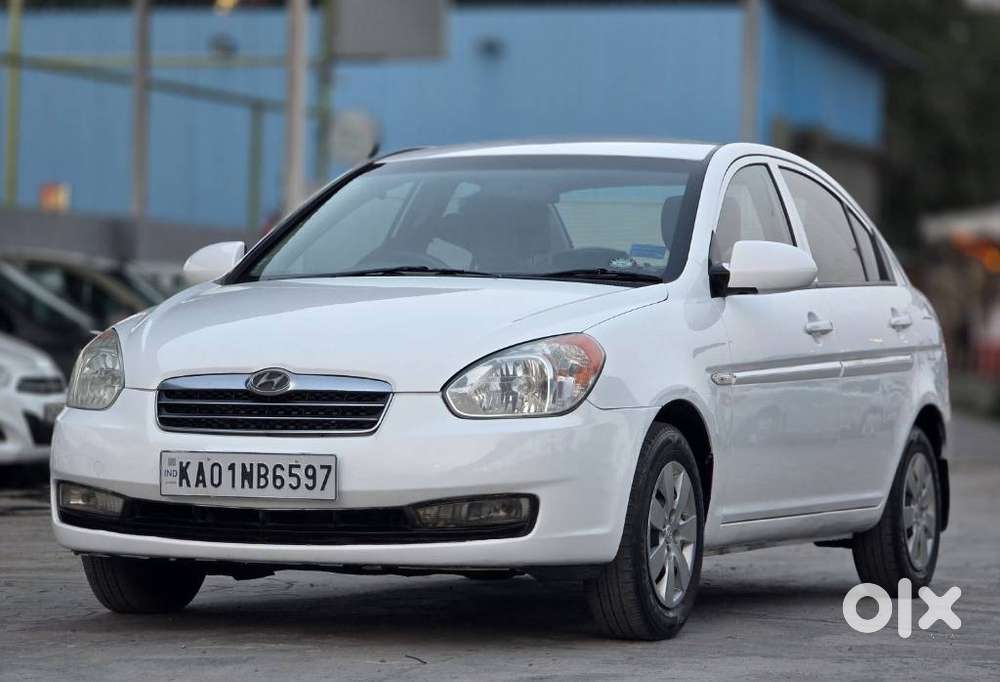 Hyundai Verna, 2010, Petrol