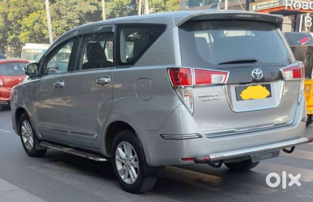 Toyota Innova Crysta 2.4 Gx Limited Edition 8 Str, 2023, Diesel