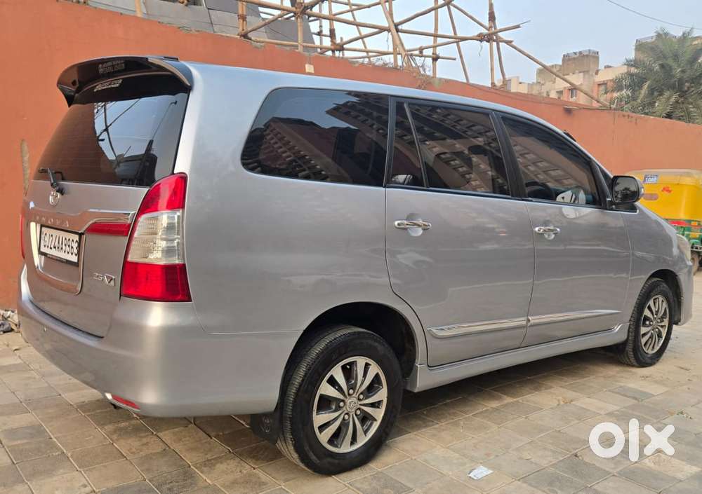 Toyota Innova 2.5 V 8 Str, 2015, Diesel