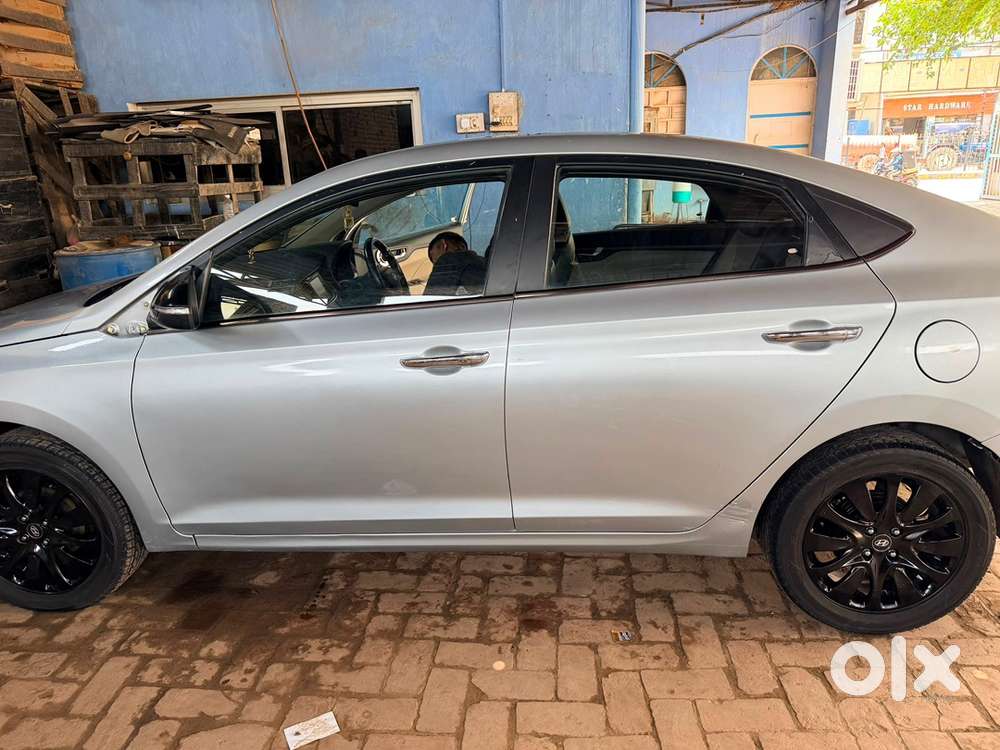 Hyundai Verna Petrol 2018