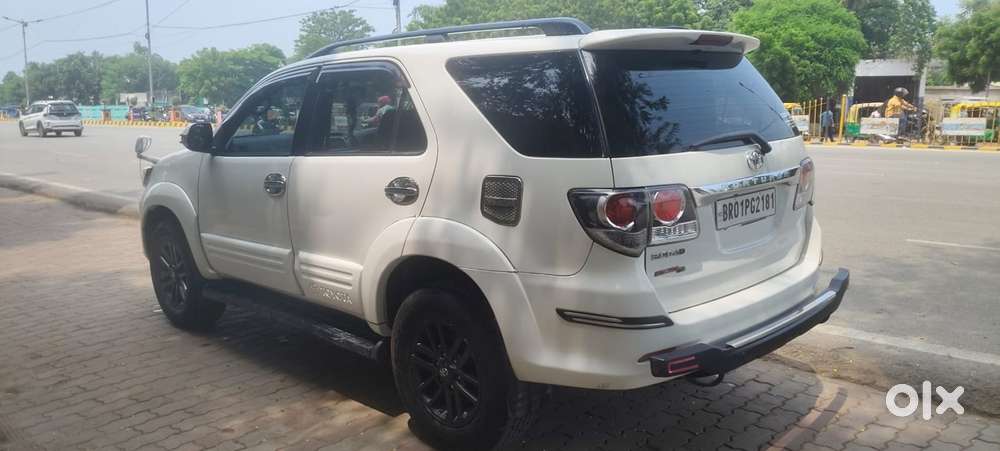 Toyota Fortuner 3.0 4x4 Manual, 2015, Diesel