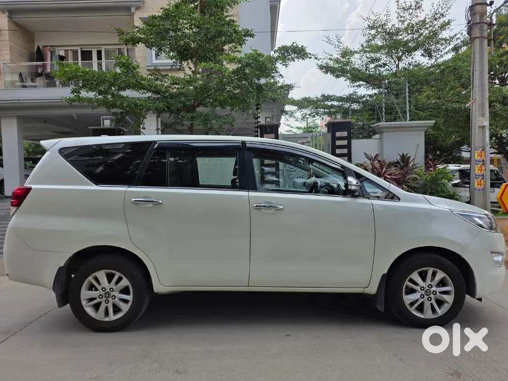 Toyota Innova Crysta 2017 Diesel At 7str