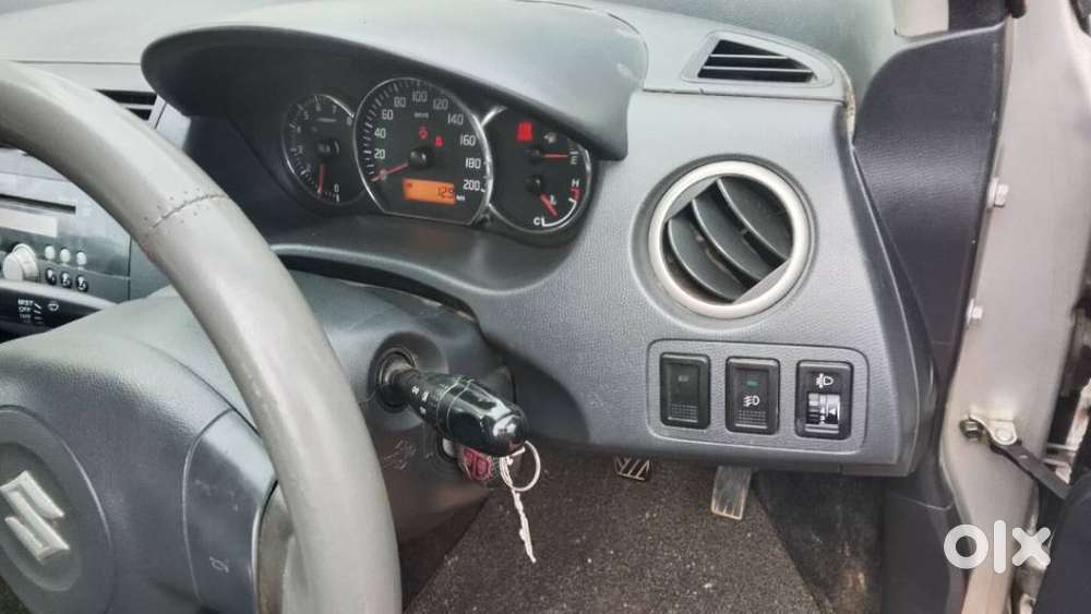 Maruti Suzuki Swift Dzire 1.2 Vxi Bsiv, 2011, Petrol