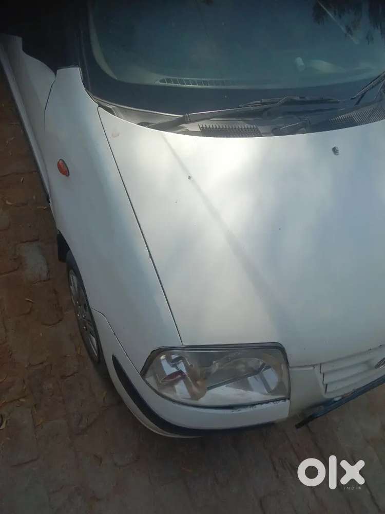 Hyundai Santro 2011 Lpg Well Maintained