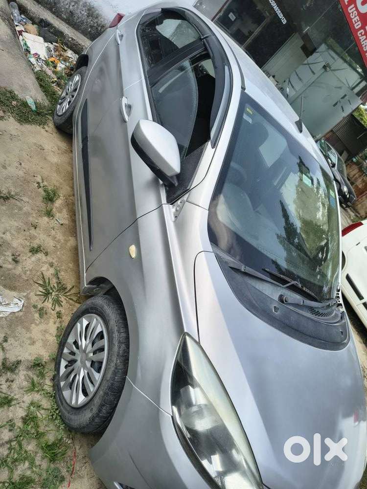 Tata Tiago 1.05 Revotorq Xm Option, 2016, Petrol