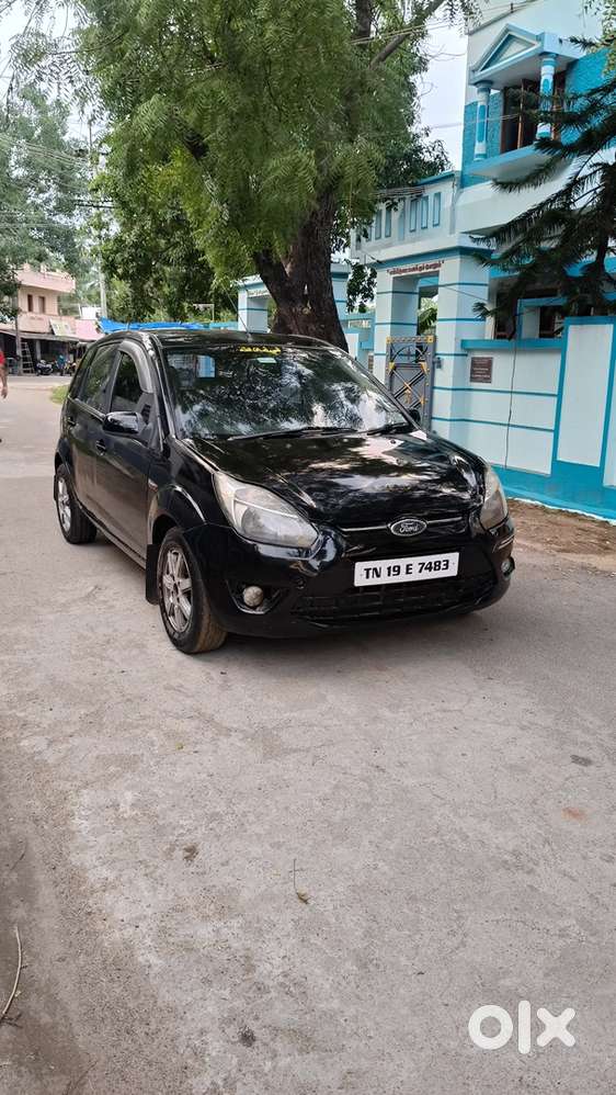 Ford Figo Tatanium Diesel 2011