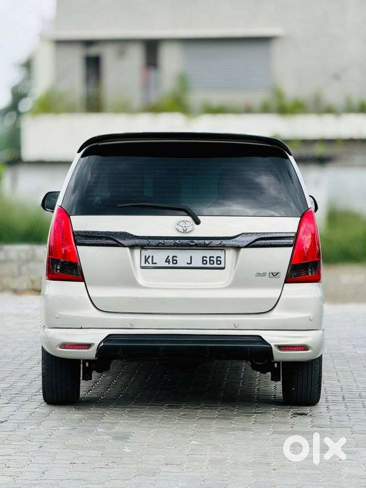 Toyota Innova 2.5 Vx 7 Str Bs-iii, 2013, Diesel