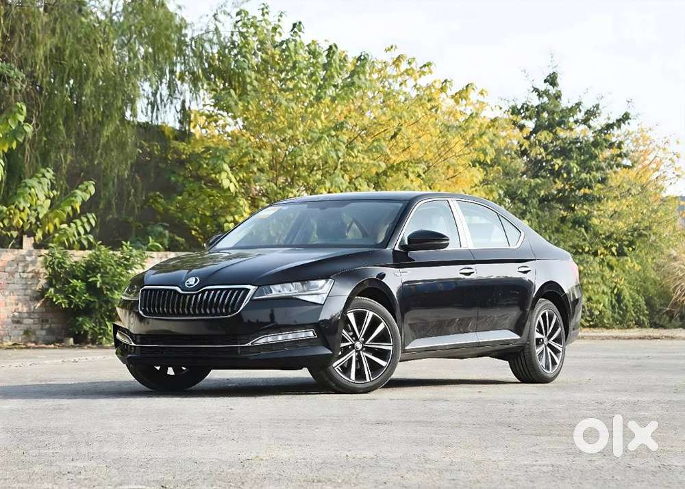 Skoda Superb 2.0 Tsi At L&k, 2022, Petrol