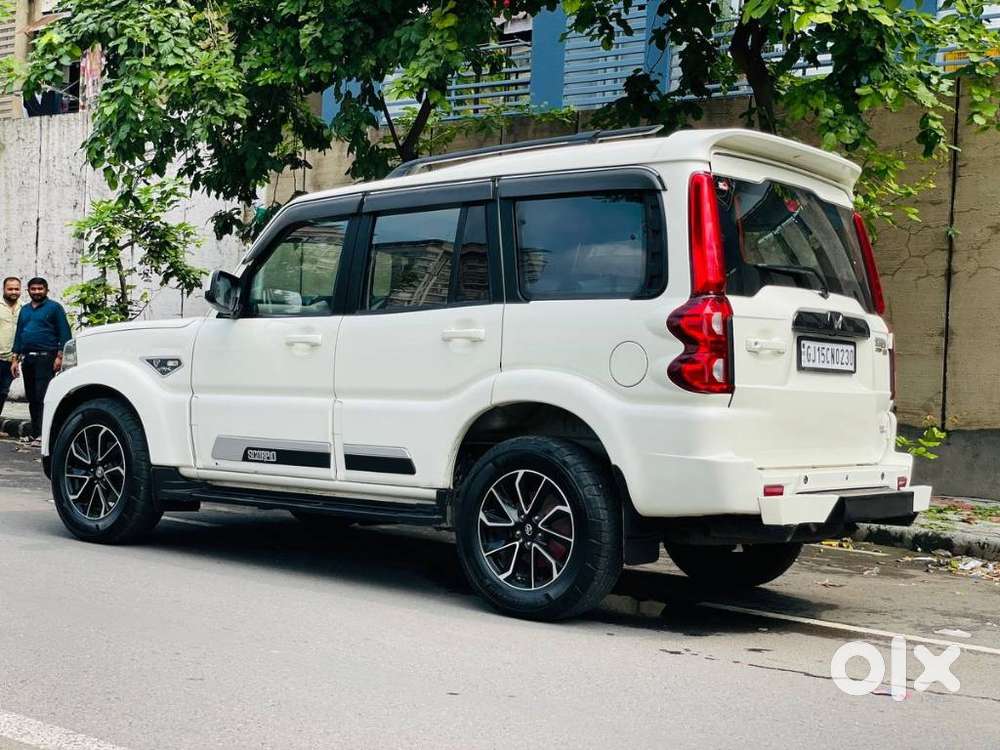 Mahindra Scorpio Classic 2.2 S 11 Mt 7 Str, 2023, Diesel