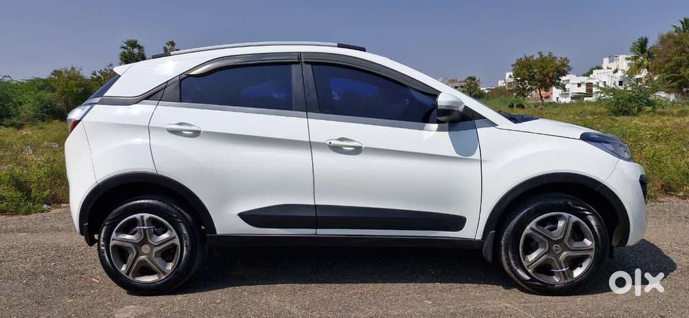 Tata Nexon 1.5 Revotorq Xt, 2018, Diesel