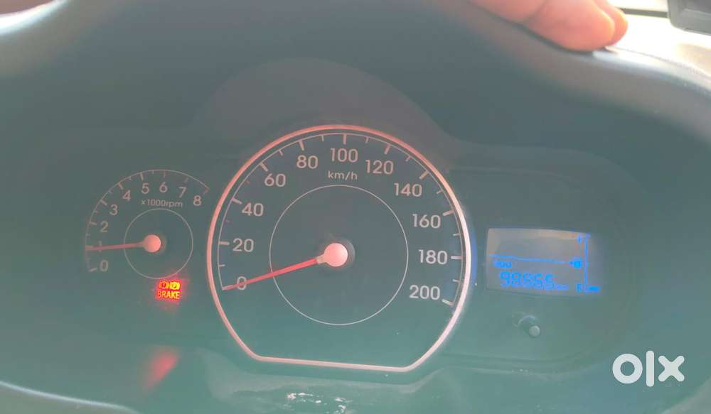 Hyundai Grand I10 Sportz, 2016, Petrol