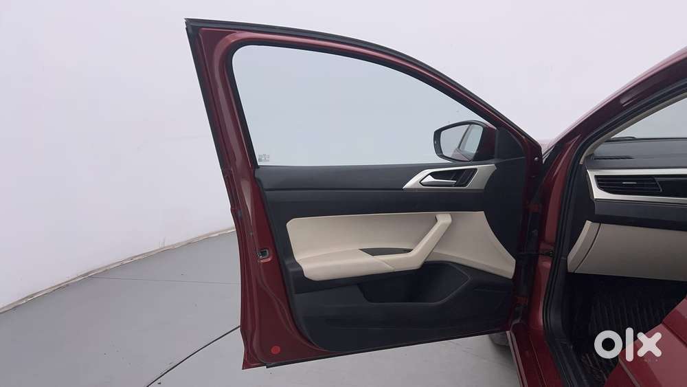 Volkswagen Virtus Highline Plus 1.0 Tsi At, 2024, Petrol