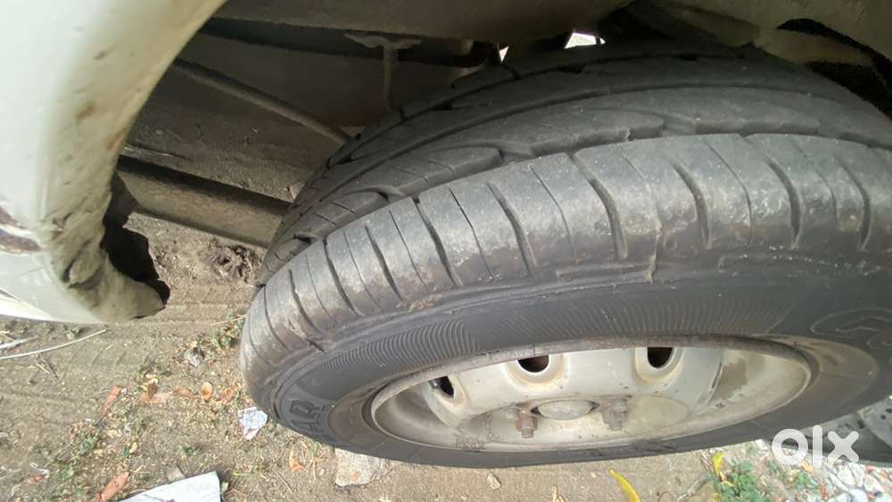 Maruti Suzuki 800 Petrol 2001 - 5 Speed Gear - 22km/l