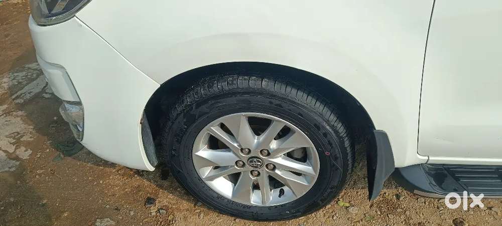 Toyota Innova Crysta 2019