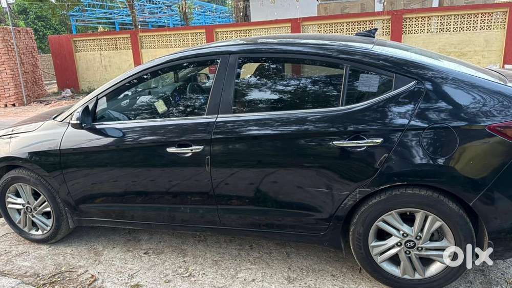 Hyundai Elantra 2020 Petrol Well Maintained