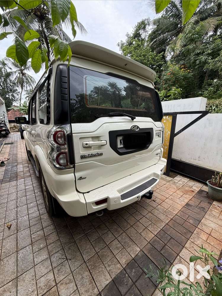 Mahindra Scorpio Diesel 2015