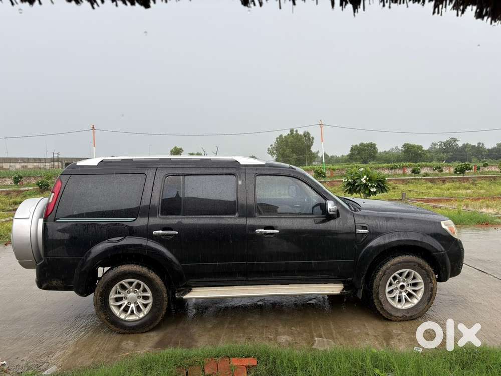 Ford Endeavour Diesel 2014