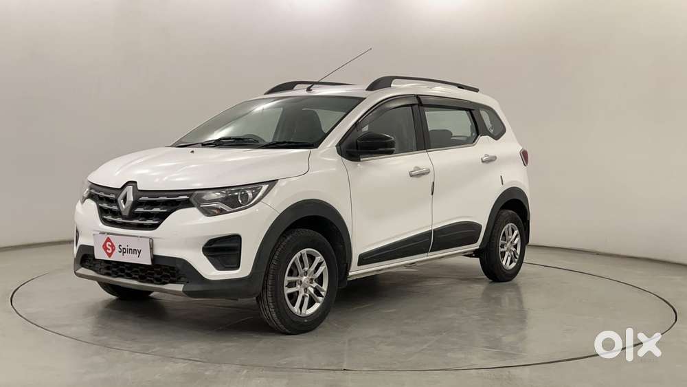 Renault Triber Rxt, 2022, Petrol