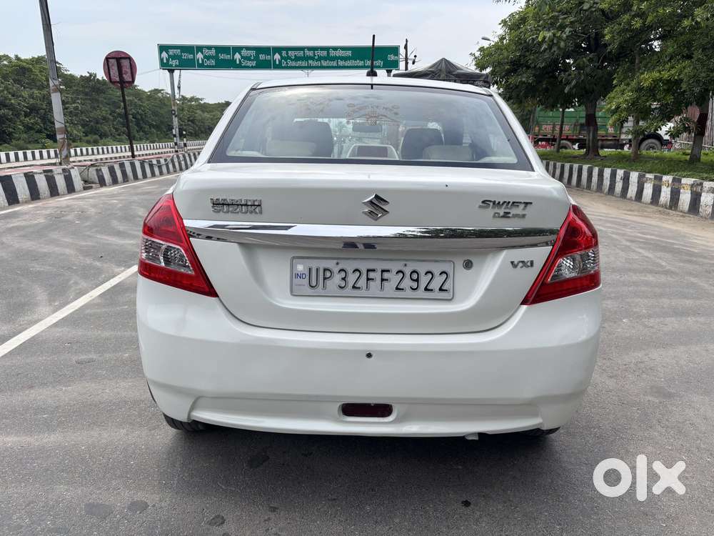 Maruti Suzuki Swift Dzire 1.2 Vxi Bsiv, 2014, Petrol