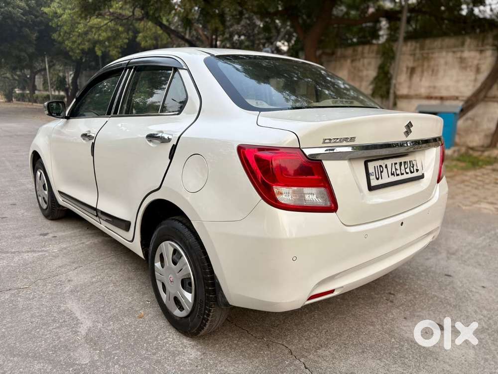 Maruti Suzuki Dzire 1.2 Vxi, 2022, Petrol