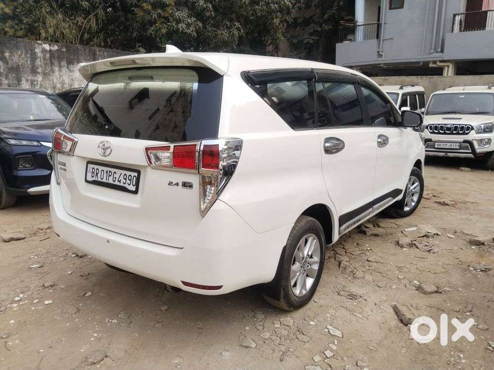Toyota Innova Crysta 2.4 G Mt, 2016, Diesel