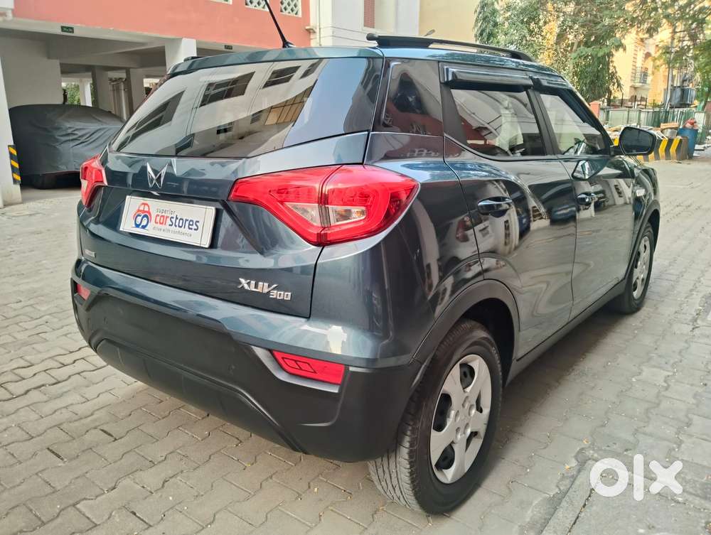 Mahindra Xuv300 W6 Amt Diesel, 2023, Diesel