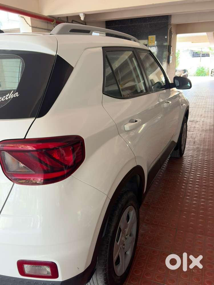 Hyundai Venue 2021 Model - Mint Condition (showroom Track)