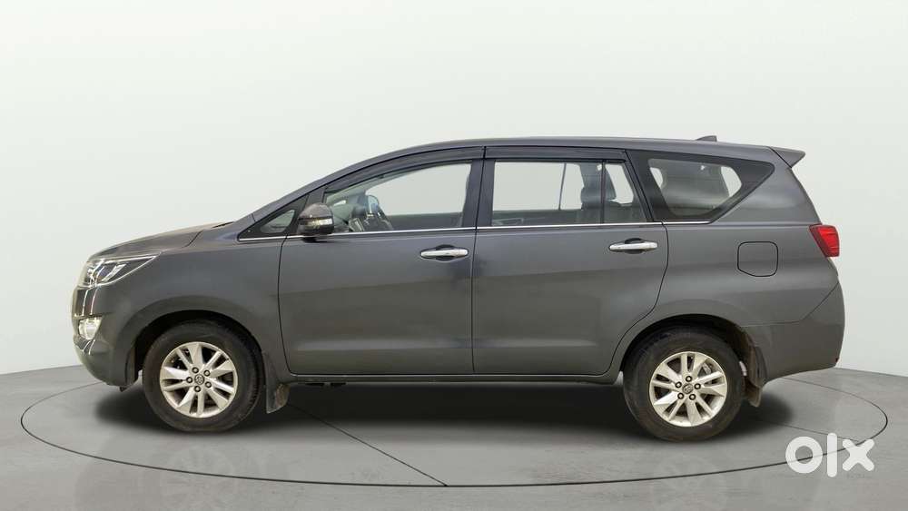 Toyota Innova Crysta 2.4 Vx Mt, 2016, Diesel
