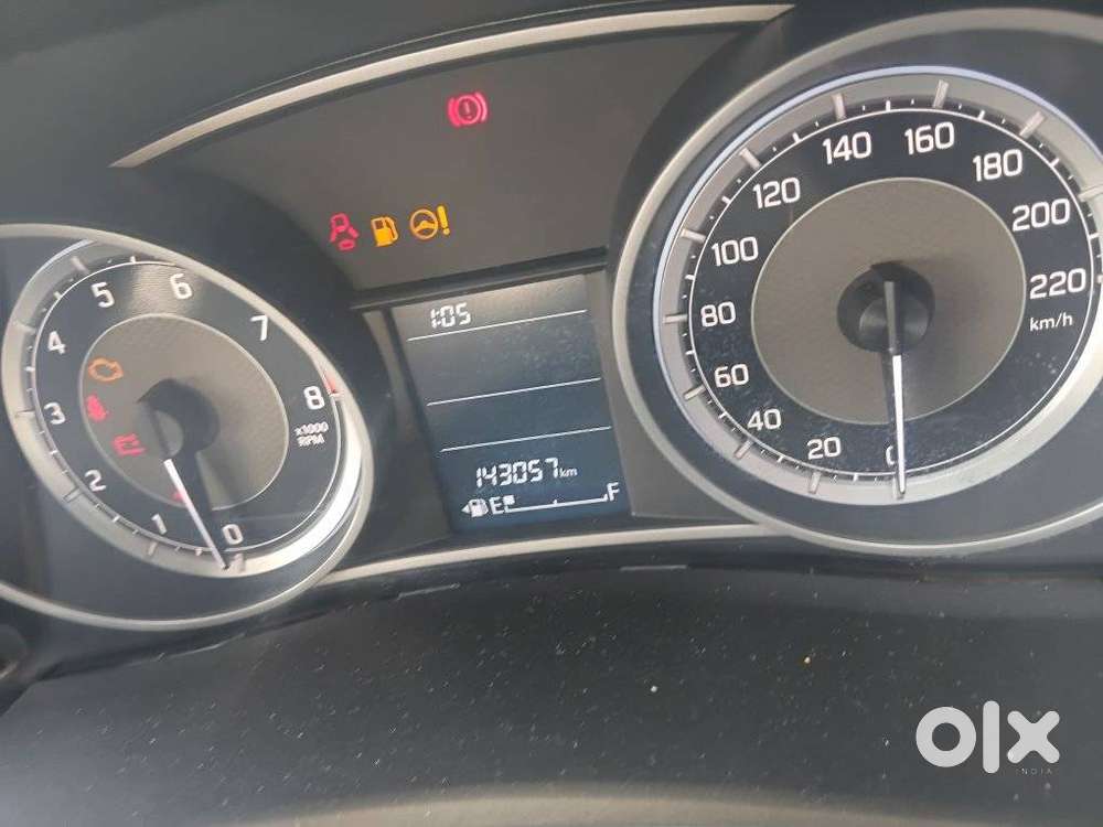 Maruti Suzuki Swift Dzire Vxi Optional, 2020, Petrol