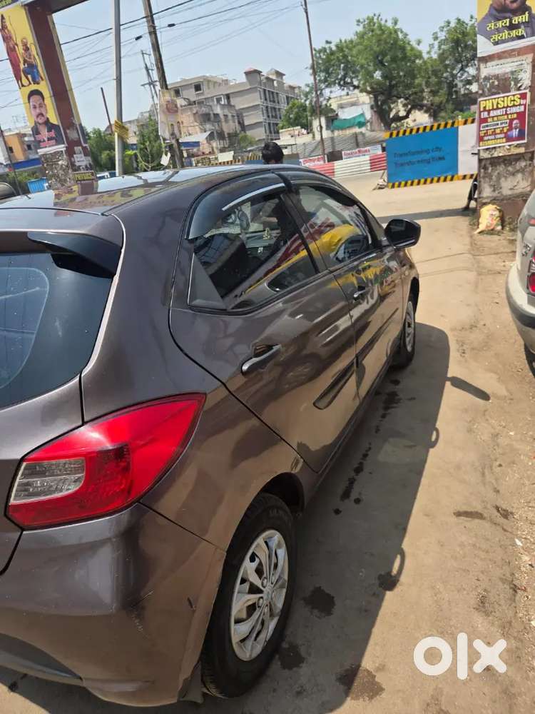 Tata Tiago 2018 Petrol 68000 Km Driven