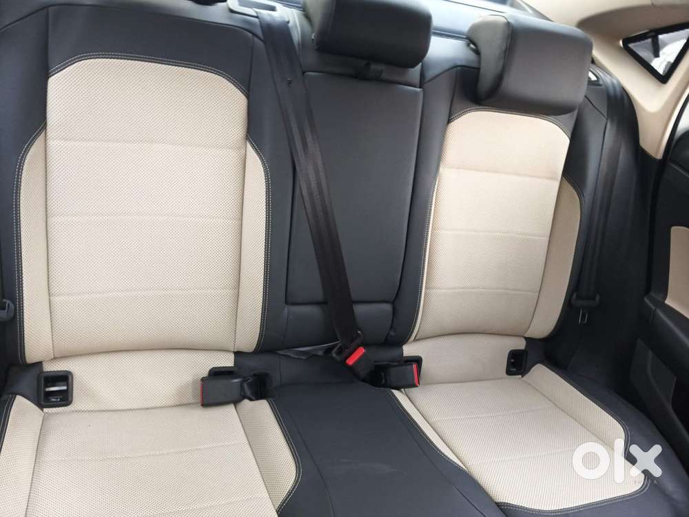 Skoda Slavia Style 1.5l Tsi Dsg, 2022, Petrol