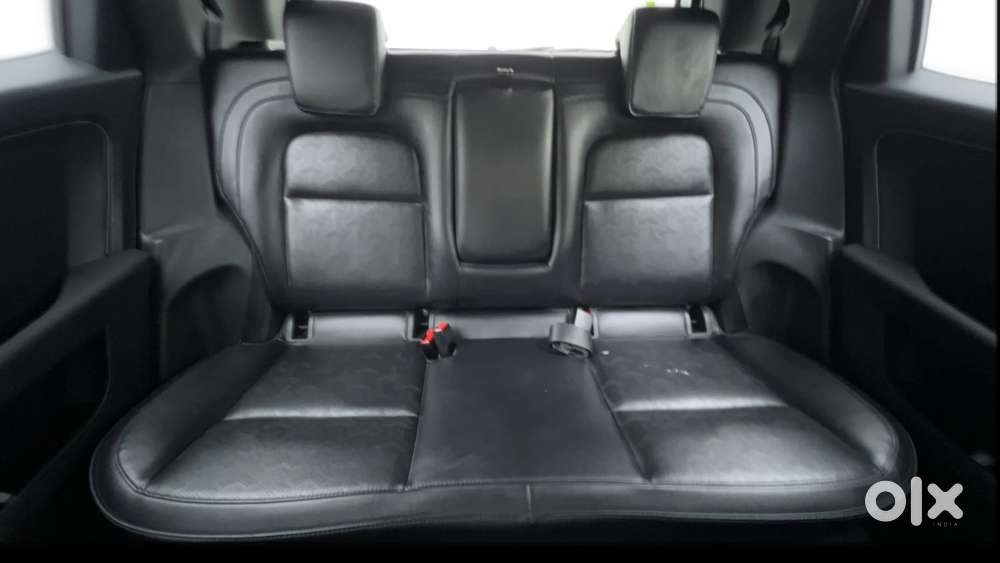 Tata Altroz 1.2 Xza Plus Dark Edition Dct, 2022, Petrol