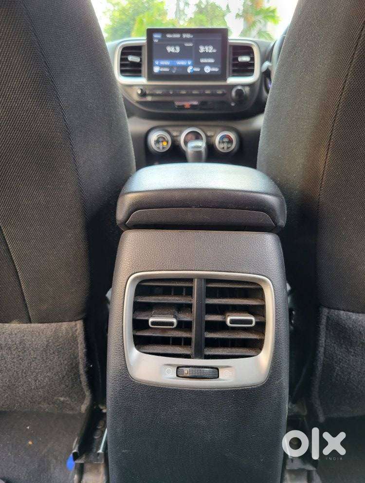 Hyundai Venue 1.2 S Plus, 2021, Petrol