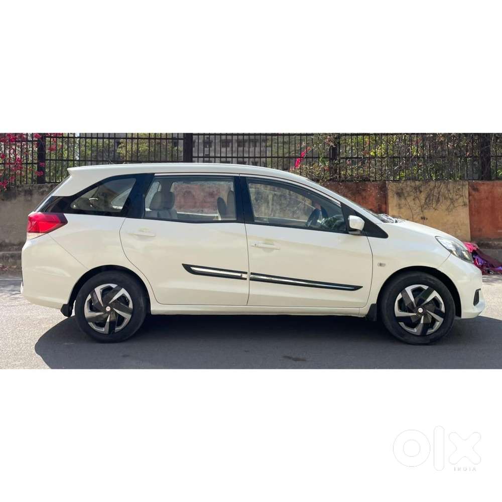 7 Seater Honda Mobilio 2015 Diesel