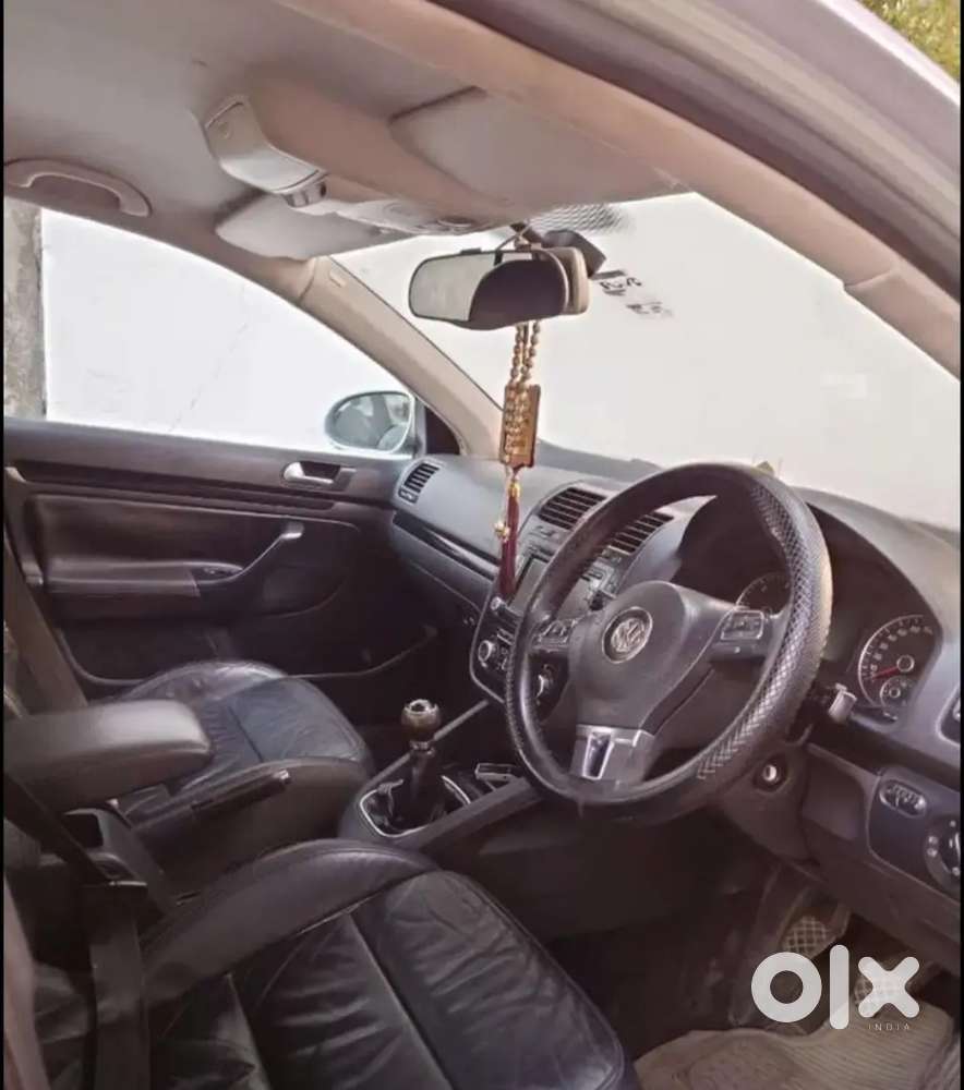 Volkswagen Jetta 2010 Diesel 105000 Km Driven. Valid From 2031.