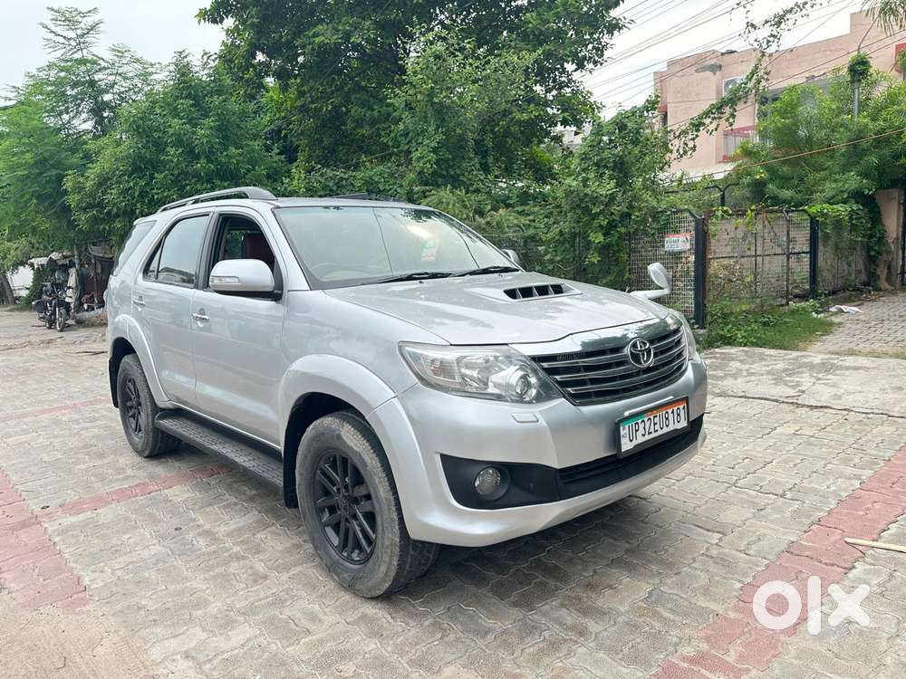 Toyota Fortuner 3.0 4x4 Manual, 2013, Diesel