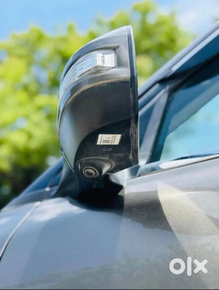 Maruti Brezza Zxi 2023