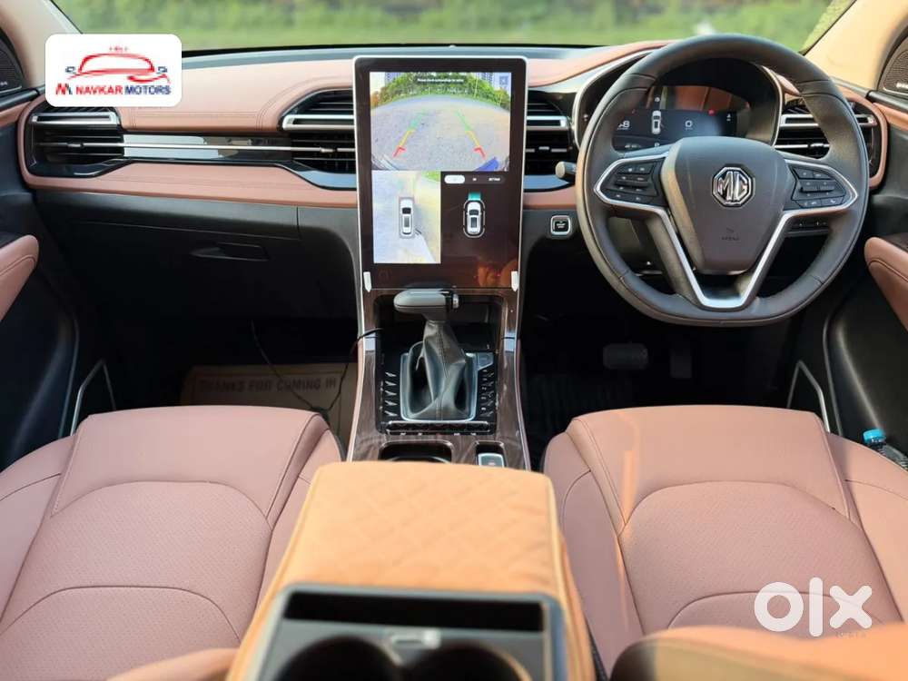 Mg Hector Plus Sharp Pro 1.5 Turbo Petrol Cvt 7 Str, 2025, Petrol