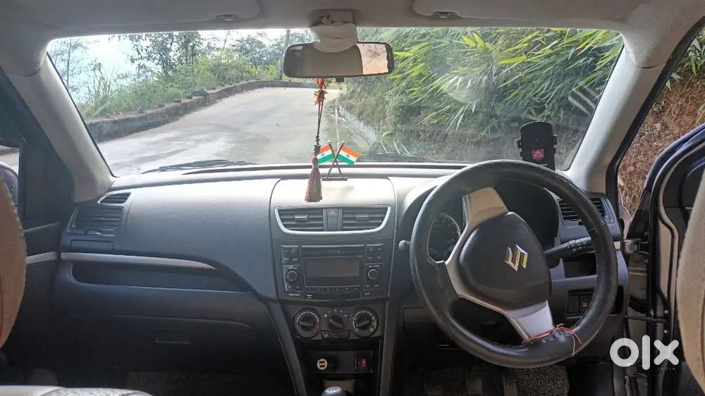 Maruti Suzuki Swift 2017 Petrol 56000 Km Driven
