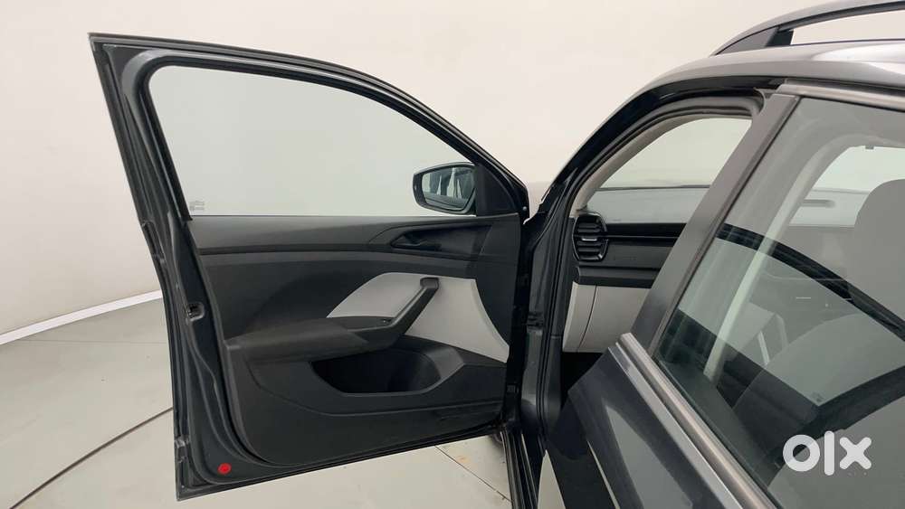 Skoda Kushaq Active 1.0 Tsi Mt, 2022, Petrol
