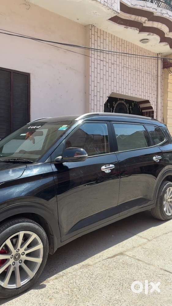 Kia Carens Petrol 2024 Manual
