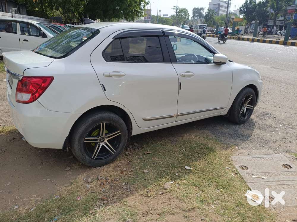 Maruti Suzuki Dzire 1.2 Vxi Amt, 2020, Petrol