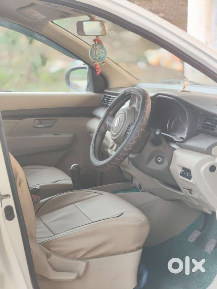 Maruti Suzuki Ertiga Vxi (o) Cng, 2022, Petrol