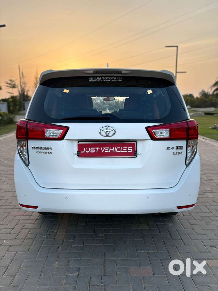 Toyota Innova Crysta [2020-ongoing] 2.4 Gx 7 Str, 2021, Diesel
