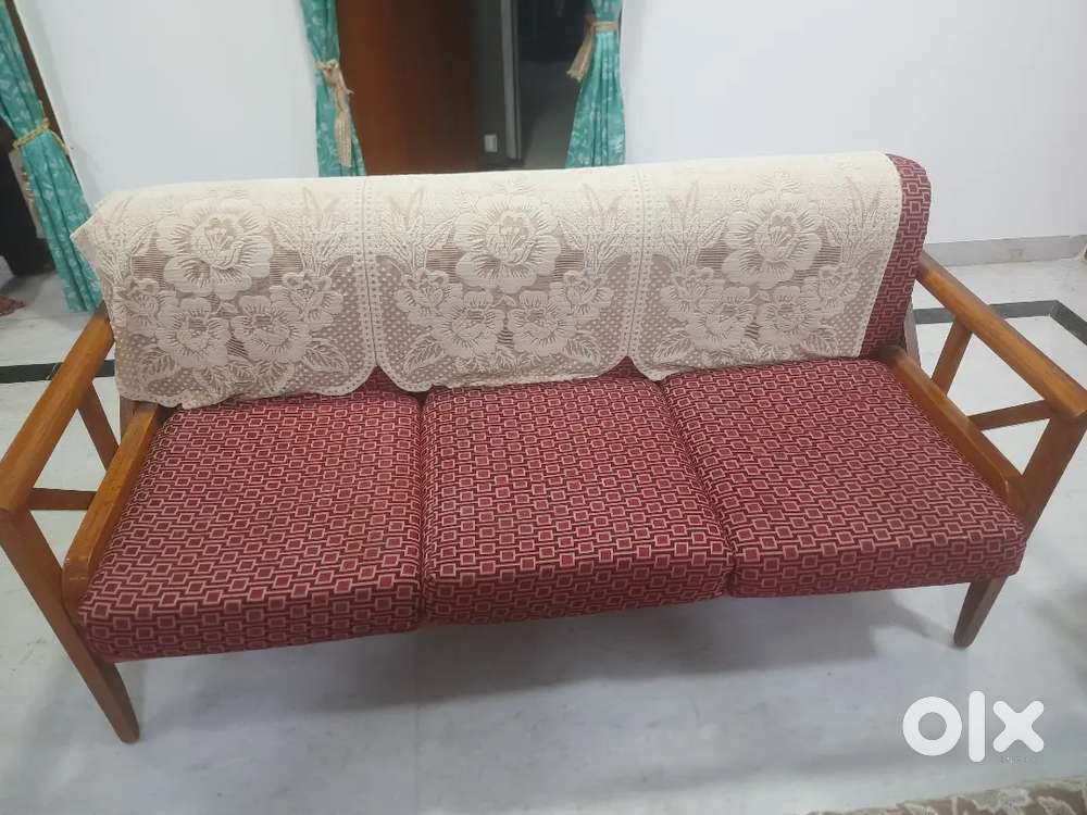 Sofa And Dining Table Used Sofa & Dining for sale in OMR OLX