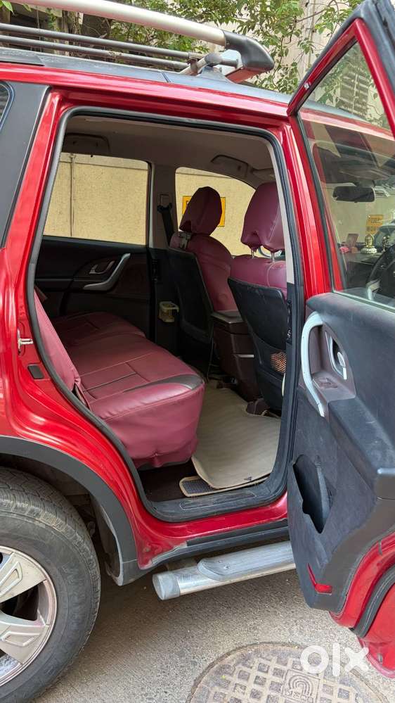 Mahindra Xuv500 W8  90k Km  New Tyres  Apple Carplay  Recently Ser