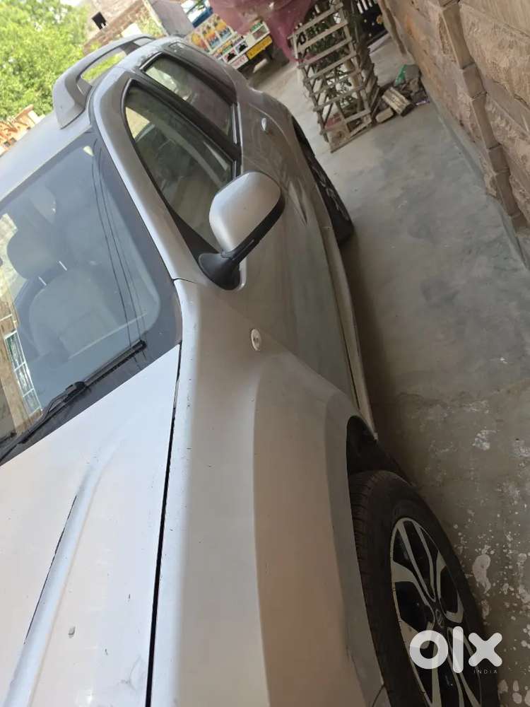 Nissan Terrano 2014