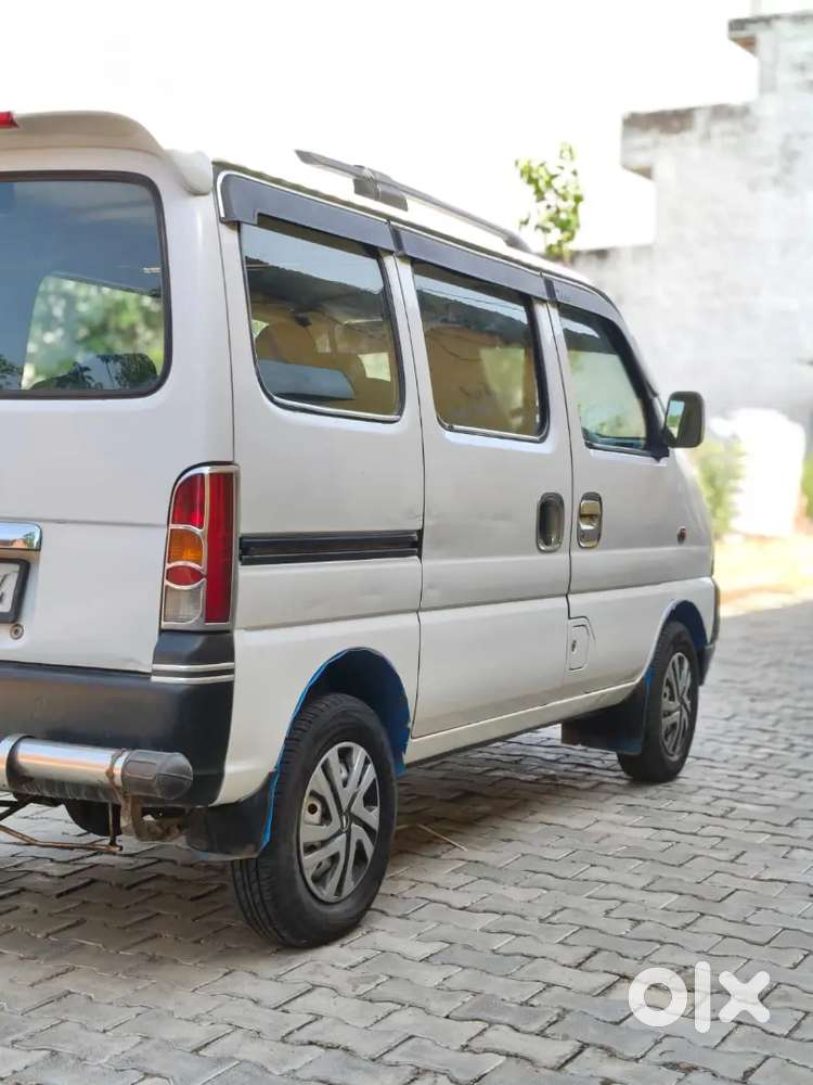 Maruti Suzuki Eeco 2023 Cng & Hybrids 72000 Km Driven
